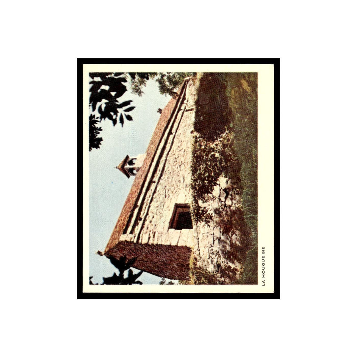 La Hougue Bie 1968 Virginia Cigarettes Around About in Jersey #16 VG