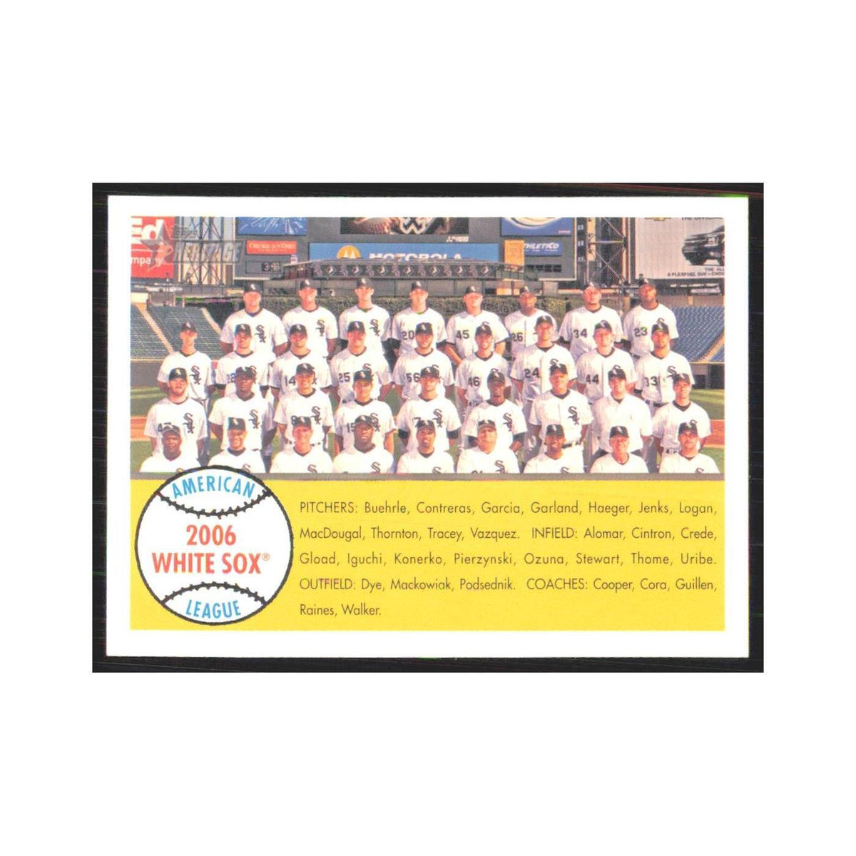 Team Photo 2007 Topps Heritage #256 Chicago White Sox Baseball Card NM