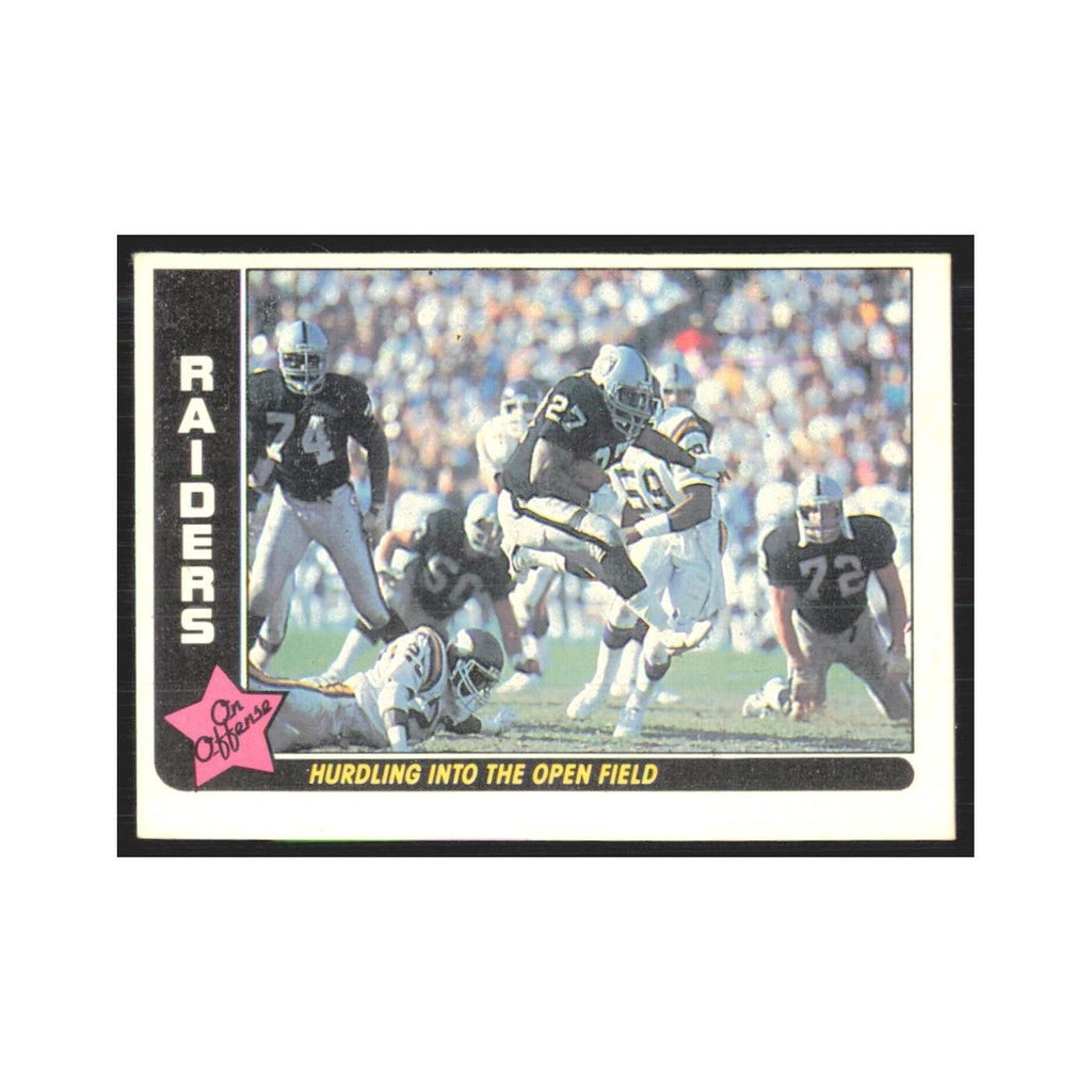 1985 Fleer Hurdling into the Open Field (Offense) Los Angeles Raiders #37