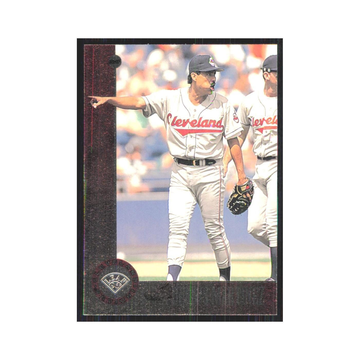 1996 Leaf Dennis Martinez Indians #139