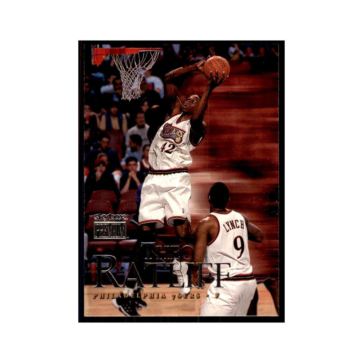1999 SkyBox Premium Theo Ratliff Basketball Cards #32