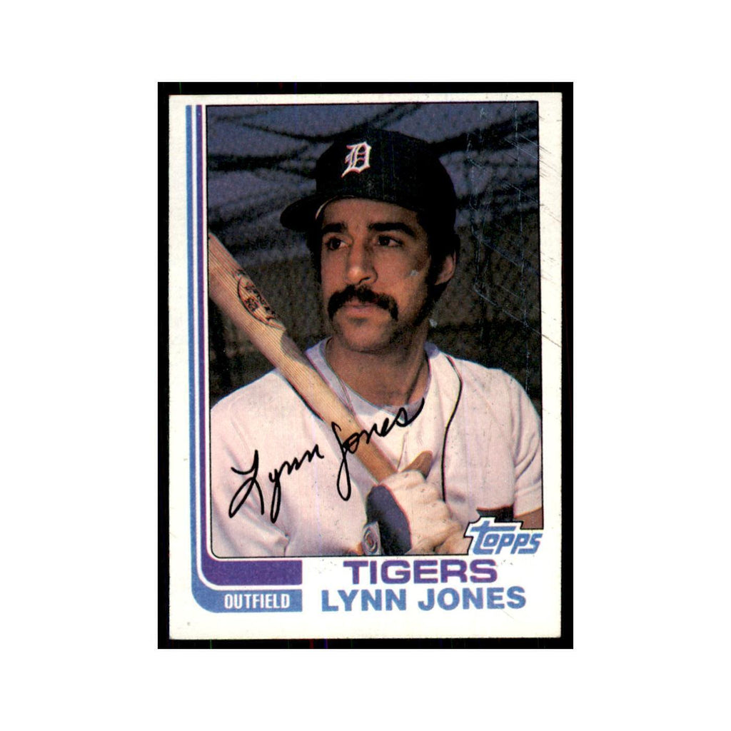 1982 Topps Lynn Jones Baseball Cards #64