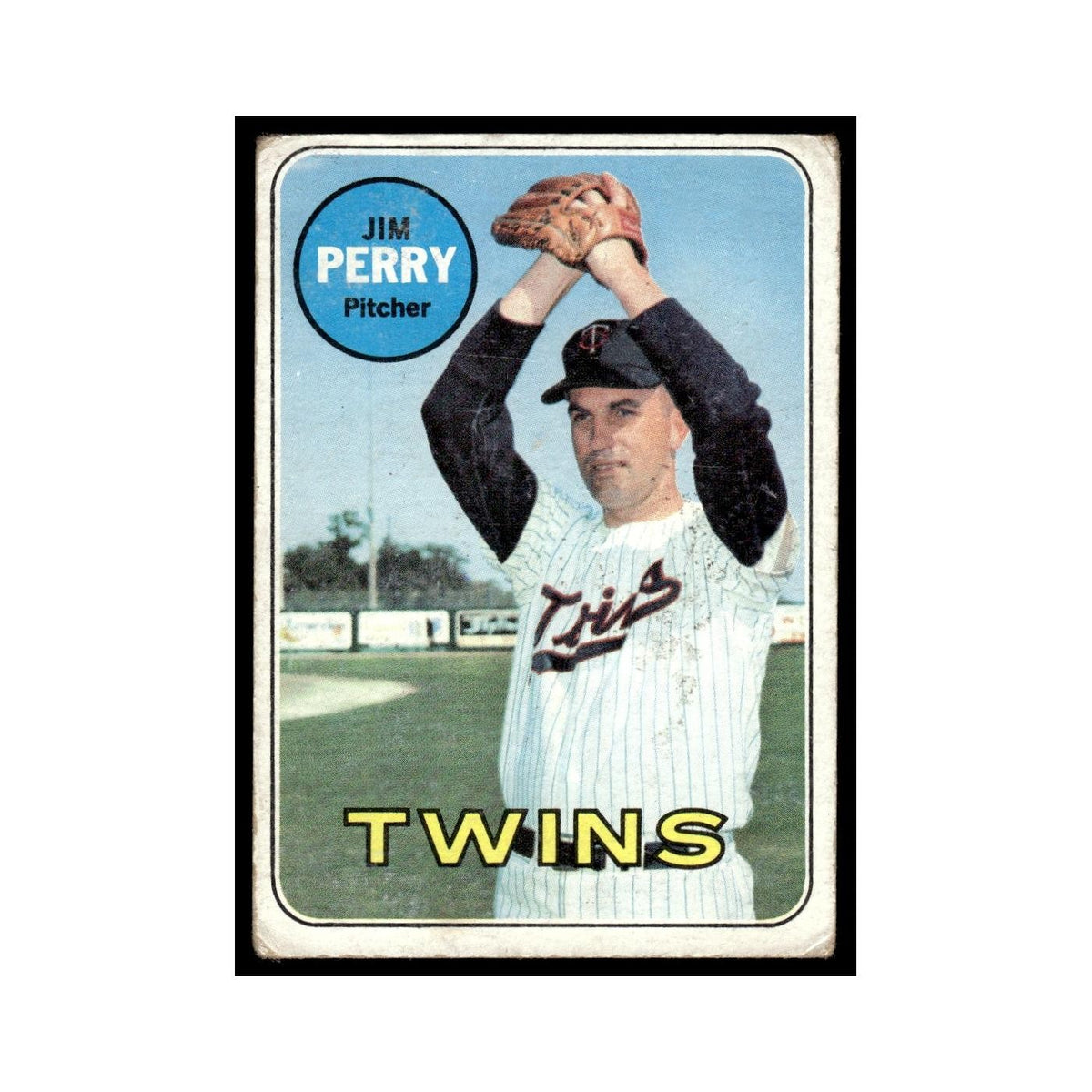 1969 Topps (damaged) Jim Perry Twins #146