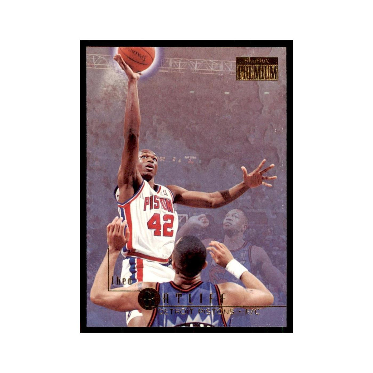 1996 SkyBox Premium Theo Ratliff Basketball Cards #36