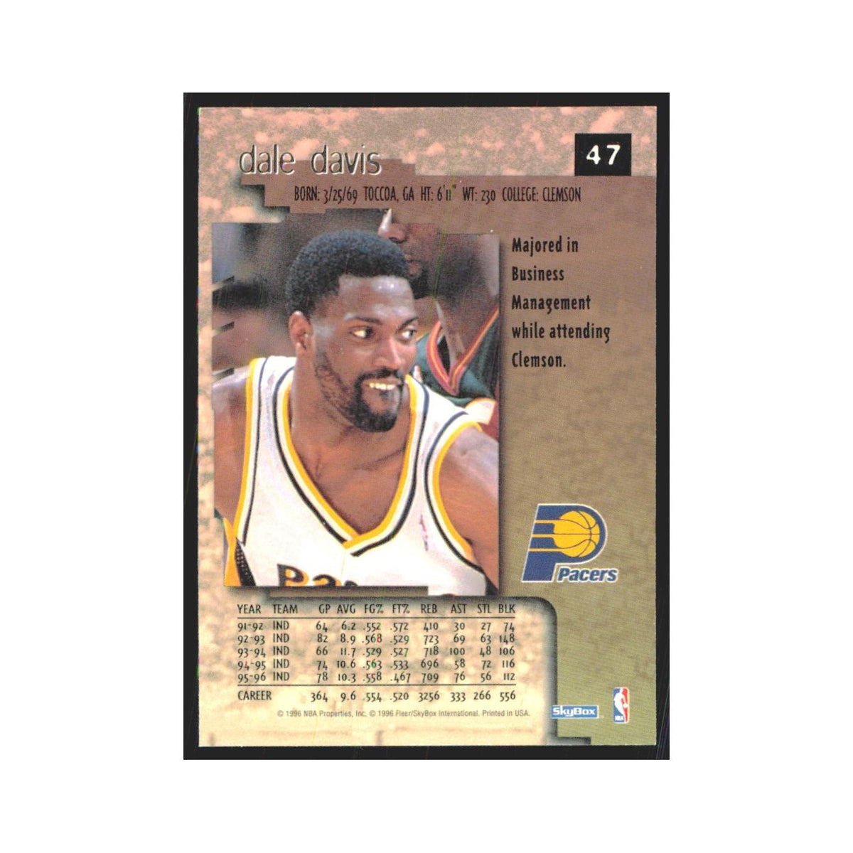 Dale Davis 1996 SkyBox Premium #47 Indiana Pacers Basketball Card NM