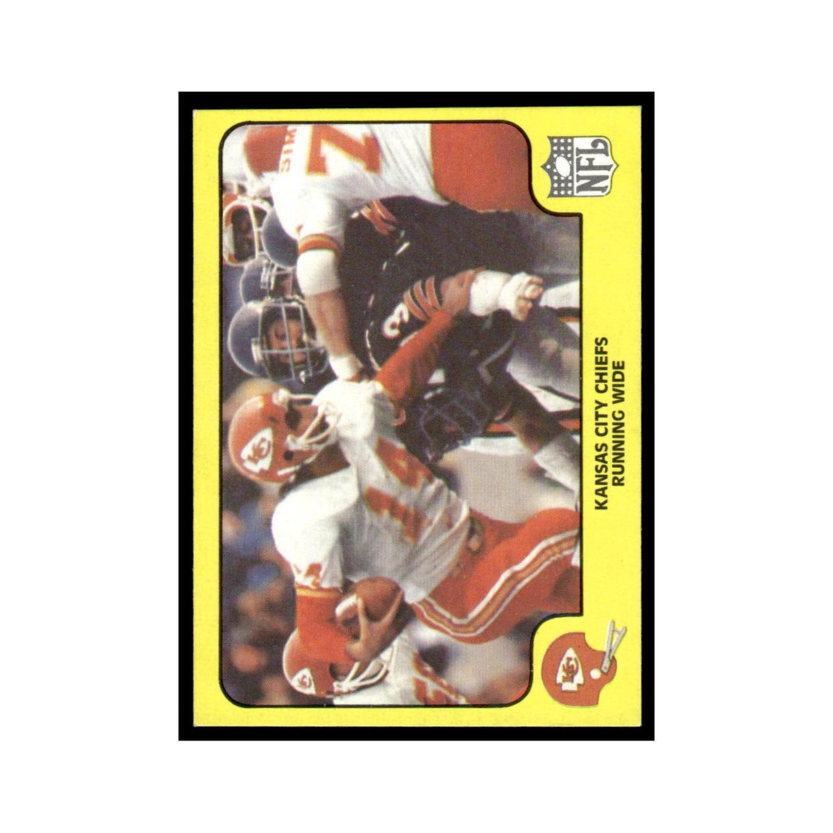 1978 Fleer Team Action Kansas City Chiefs Running Wide #23