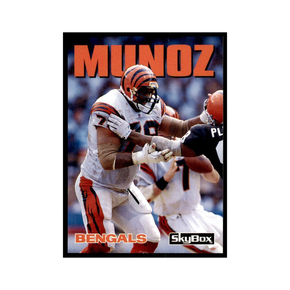 1992 SkyBox Anthony Munoz Football Cards #119