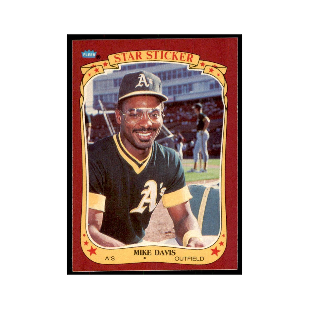 1986 Fleer Star Stickers Mike Davis Baseball Cards #31