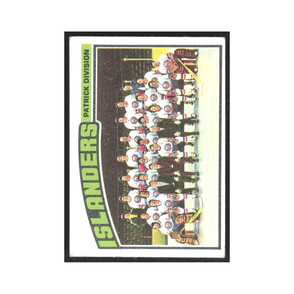 1976 Topps Team Card New York Islanders #142