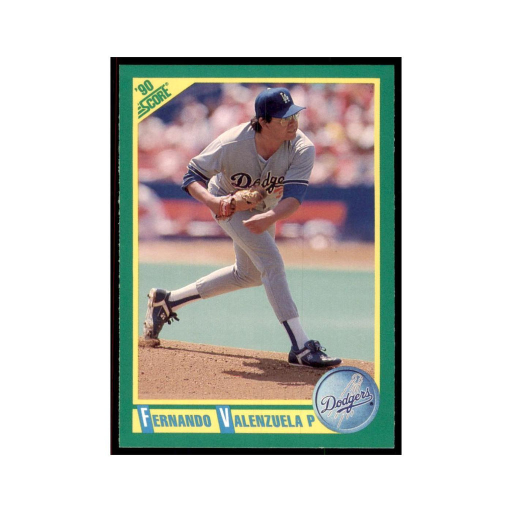 1990 Score Fernando Valenzuela Baseball Cards #54