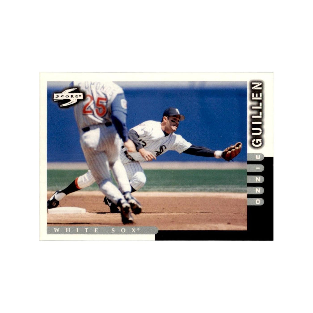 1998 Score Ozzie Guillen Baseball Cards #62