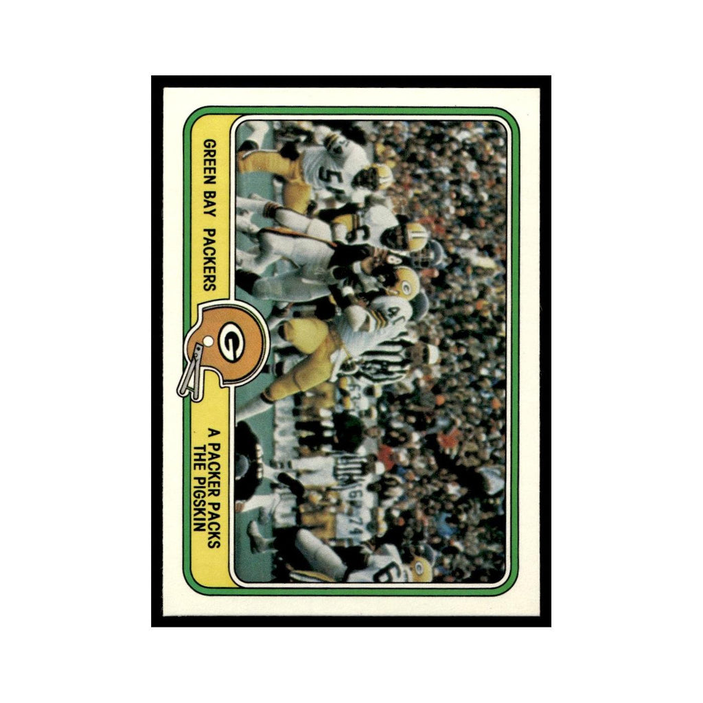 Packer Packs the Pigskin 1981 Fleer Team Action #19 Green Bay Packers NM