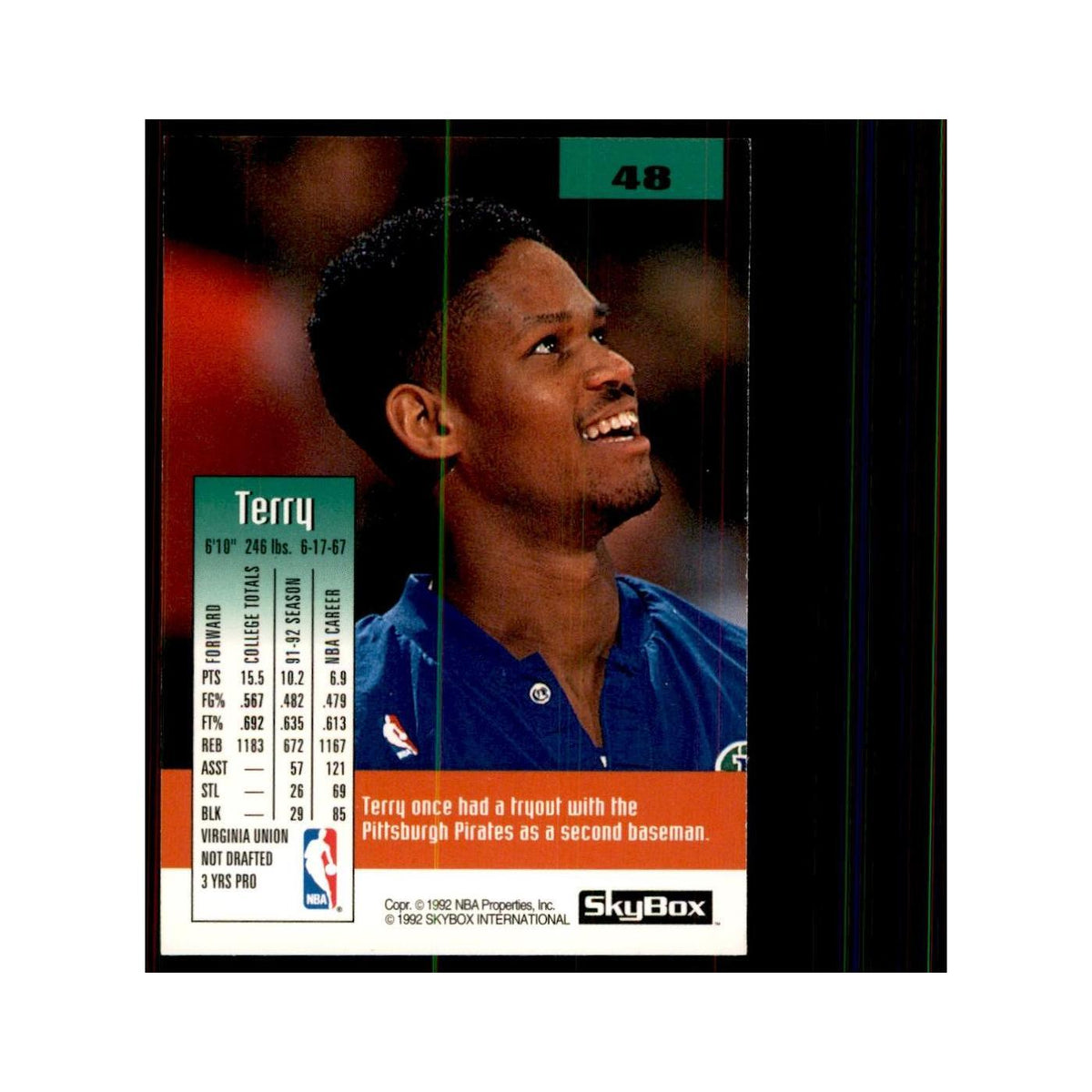 1992 SkyBox Terry Davis Basketball Cards #48