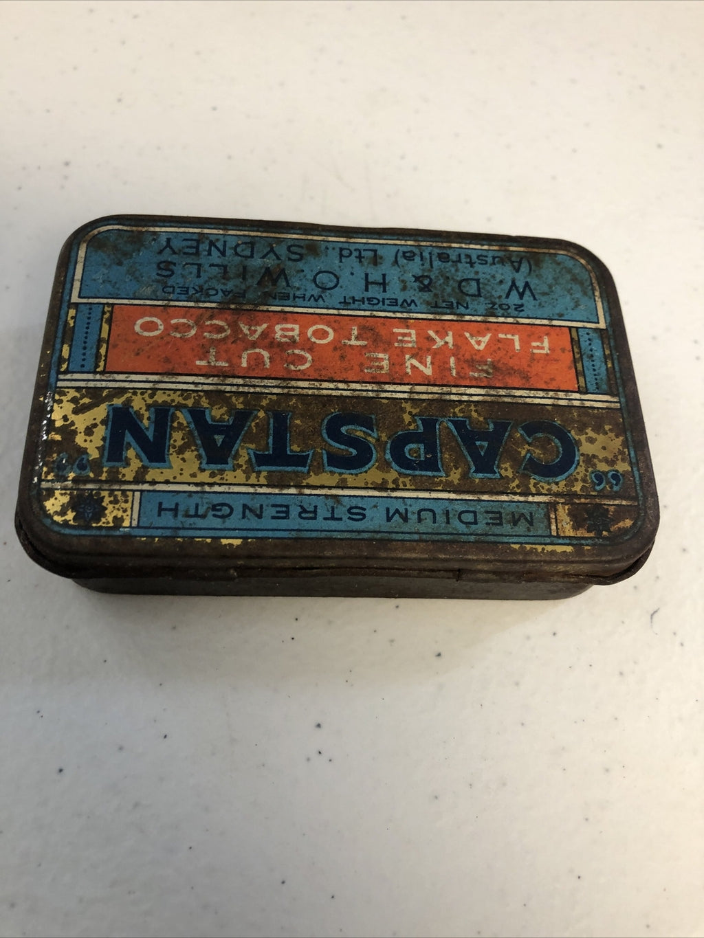 CAPSTAN MEDIUM STRENGTH FINE CUT FLAKE EMPTY TIN