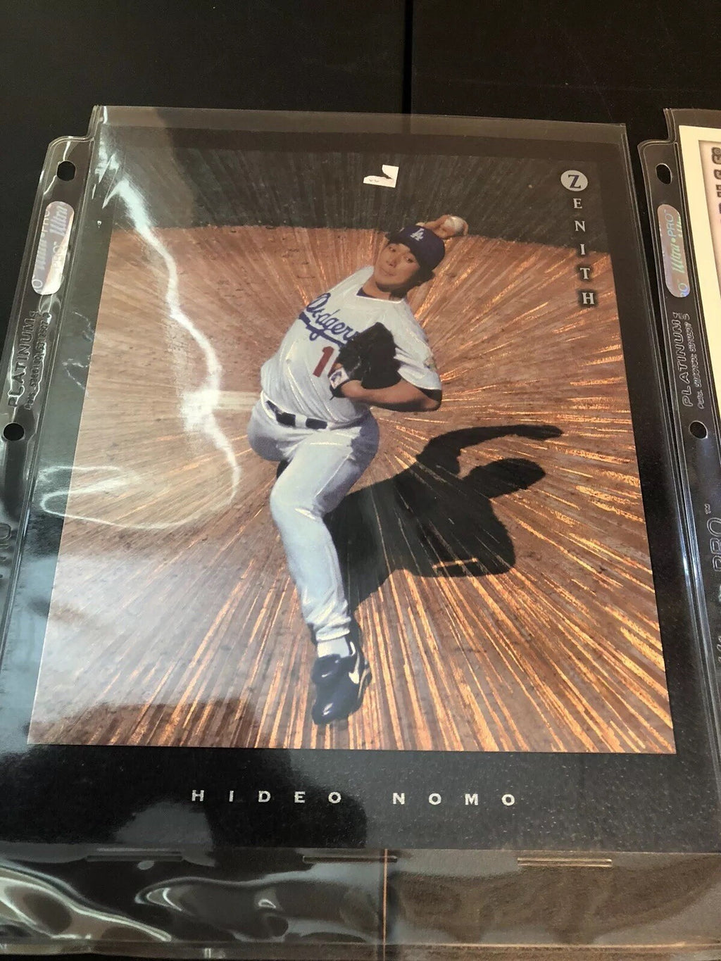 1997 PINNACLE ZENITH #18/24 & 1-1998 DONRUSS STUDIO #16 HIDEO NOMO 8X10’S