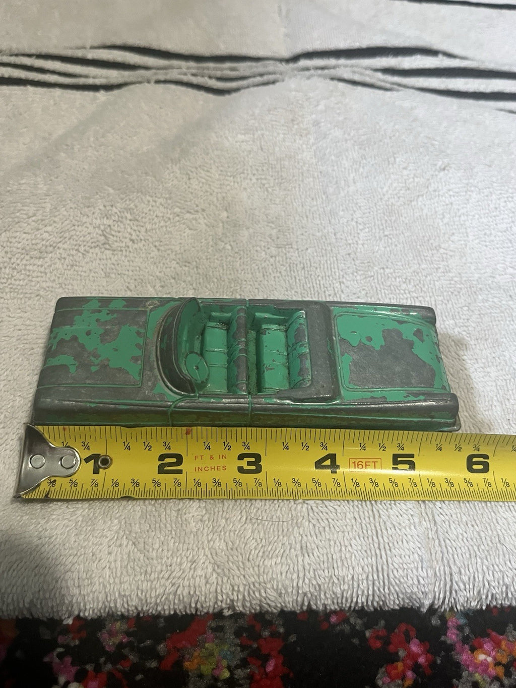 VINTAGE TOOTSIETOY GREEN OLDSMOBILE CONVERTIBLE CHICAGO 24! 5 1/2”
