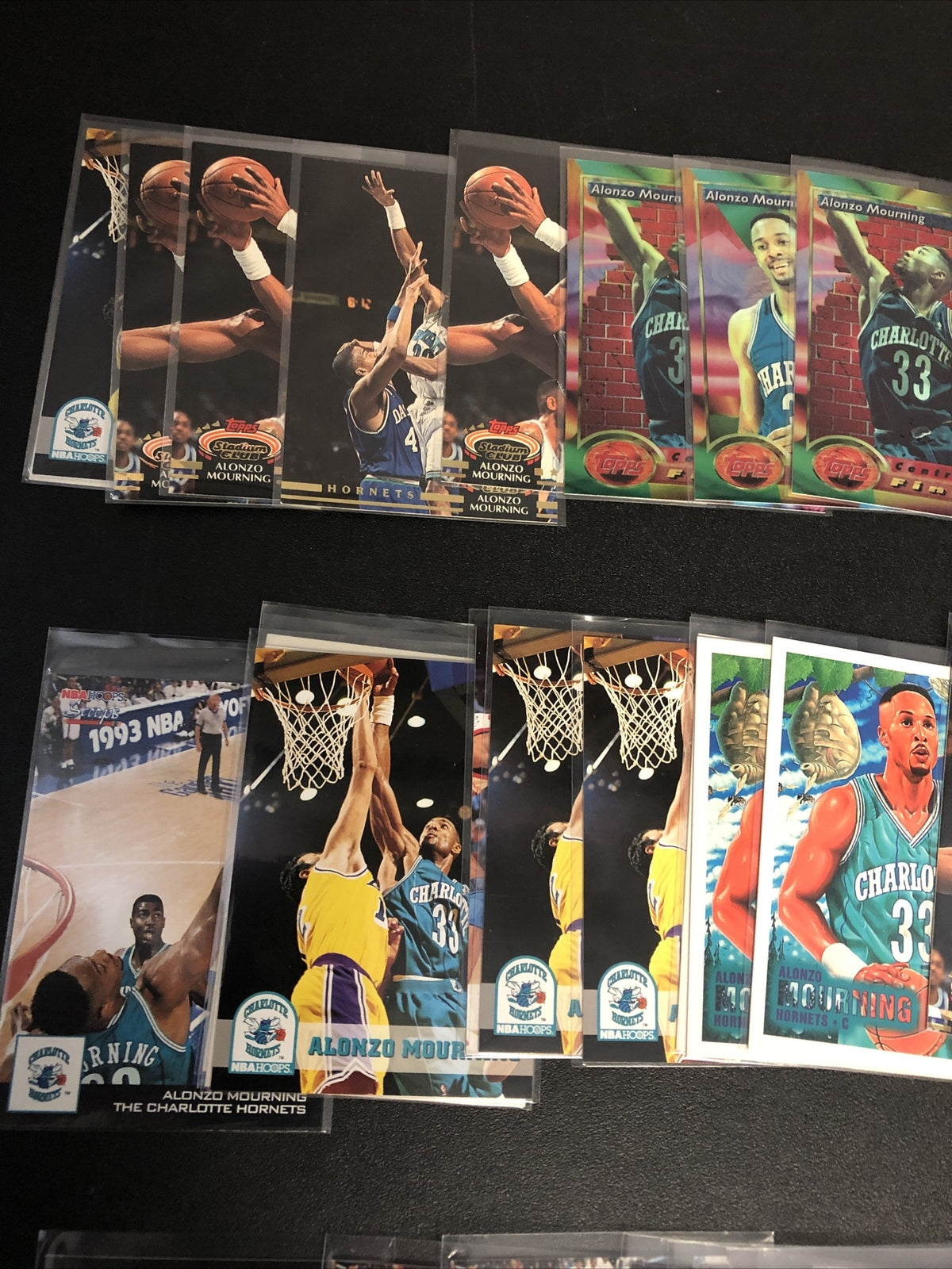 HUGE 118 CARD ALONZO MOURNING LOT. GREAT INSERTS/MIXED BRANDS/YRS/DUPS/EXC COND!
