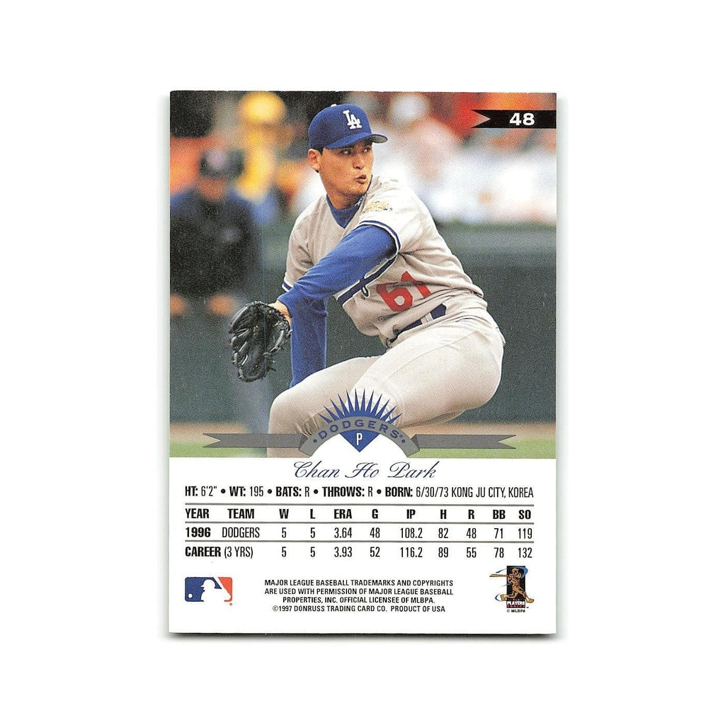 Chan Ho Park 1997 Leaf #48 Los Angeles Dodgers Baseball Card NM