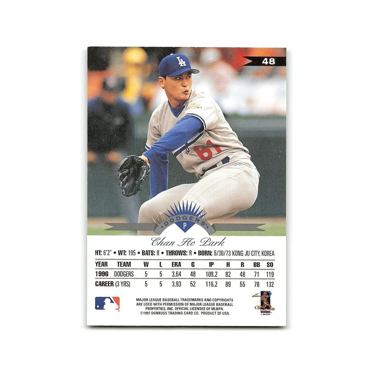 Chan Ho Park 1997 Leaf #48 Los Angeles Dodgers Baseball Card NM