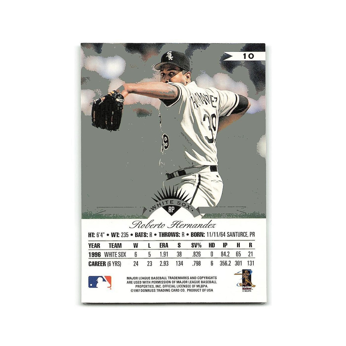Roberto Hernandez 1997 Leaf #10 Chicago White Sox Baseball Card NM