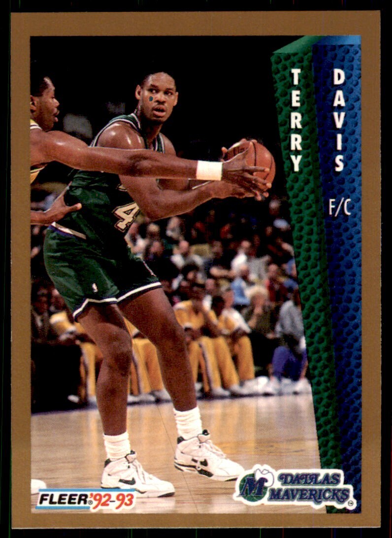 1992-93 Fleer Terry Davis Basketball Cards #48