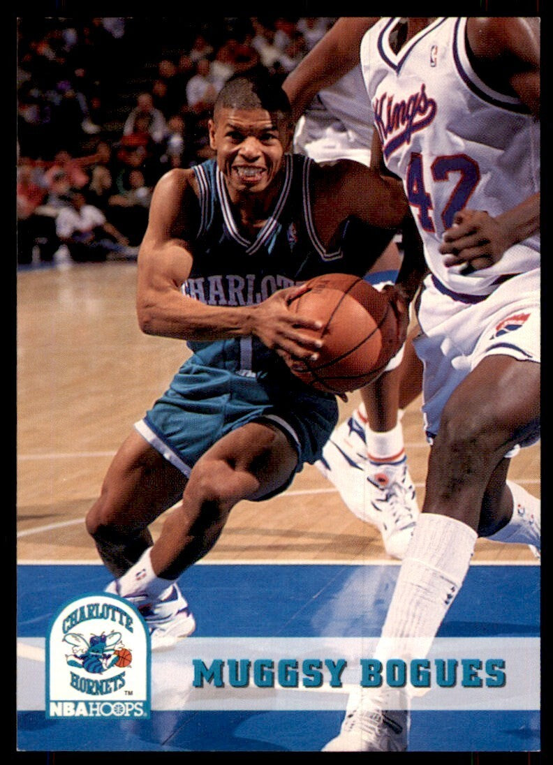 1993-94 NBA Hoops Muggsy Bogues Basketball Cards #18