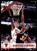 1993-94 NBA Hoops Basketball Card Scottie Pippen Chicago Bulls #32