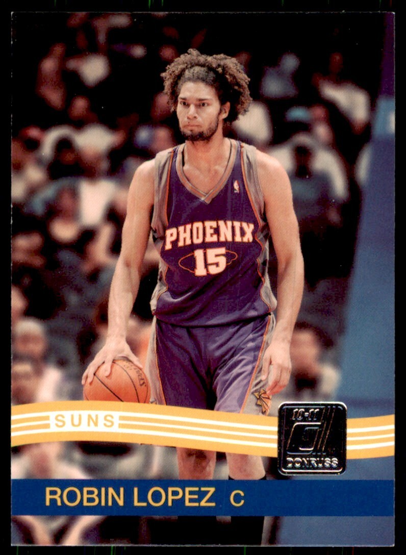 2010-11 Donruss Robin Lopez Basketball Cards #215