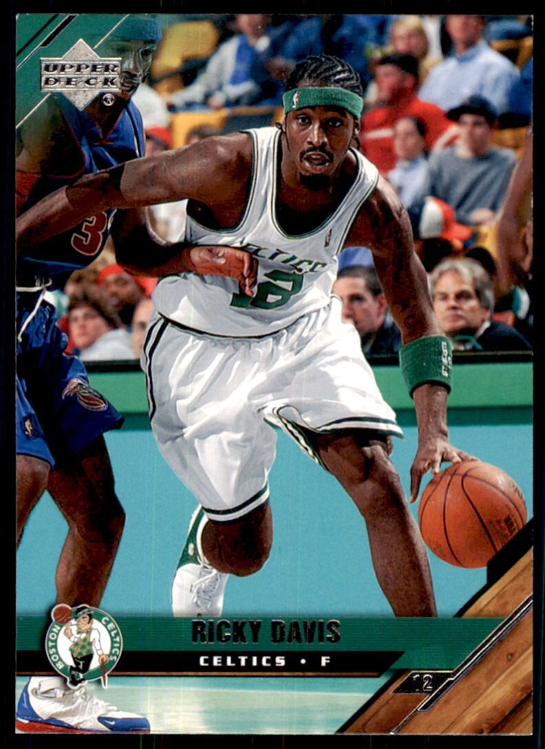 2005-06 Upper Deck: Ricky Davis A Basketball Cards #12