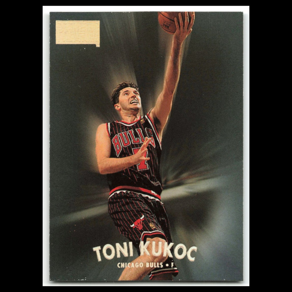 Toni Kukoc #39 1997 SkyBox Premium Chicago Bulls Basketball Card NBA NM