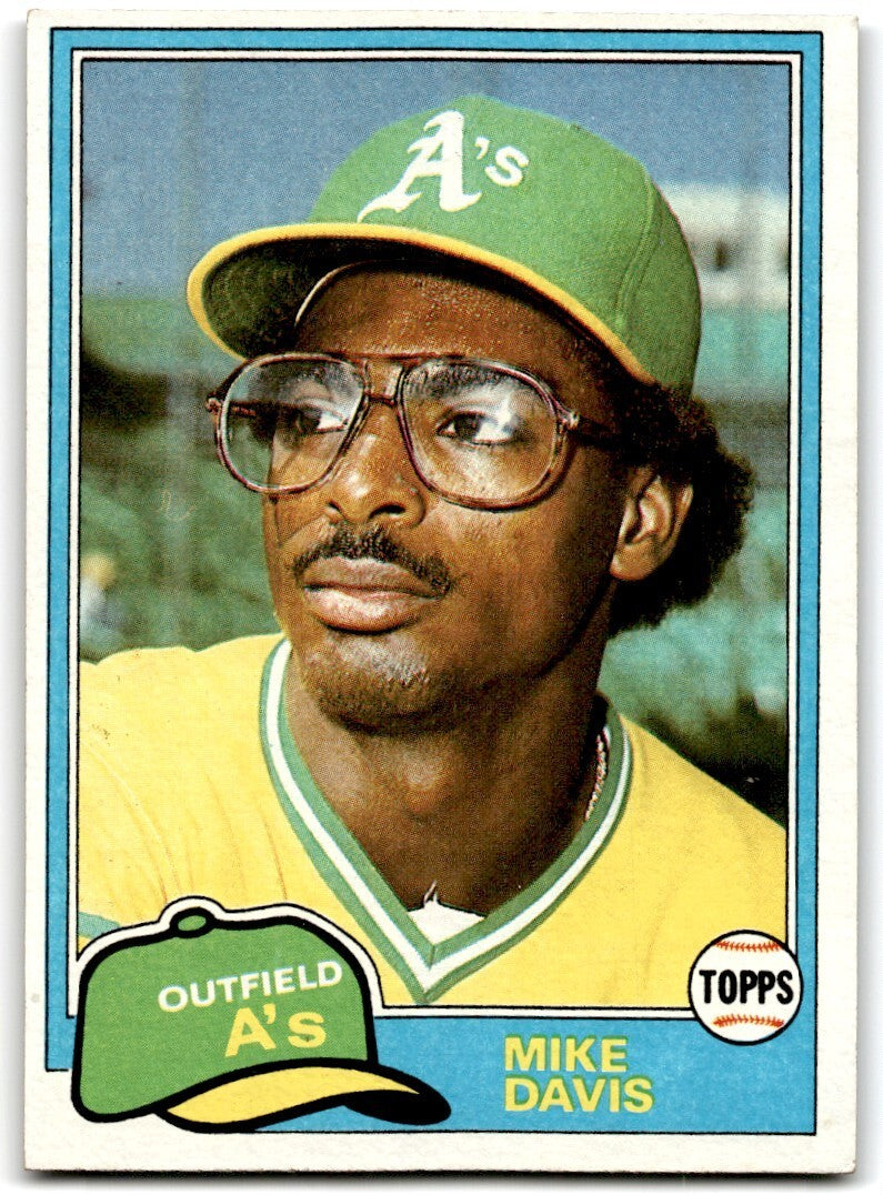 1981 Topps Mike Davis Rookie . Oakland Athletics #364