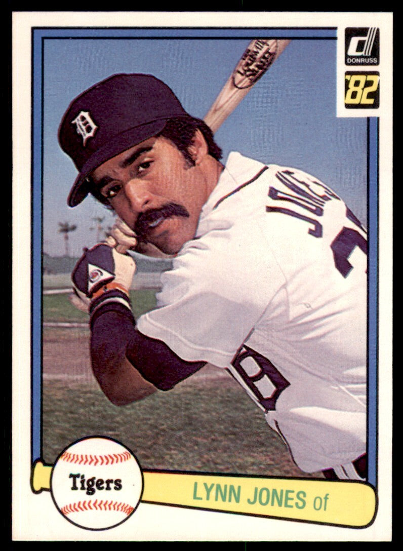 1982 Donruss Lynn Jones .  Detroit Tigers #542