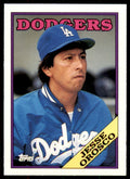 1988 Topps Traded Jesse Orosco . Los Angeles Dodgers #77T