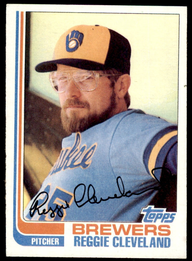 1982 Topps Baseball Reggie Cleveland . Milwaukee Brewers #737