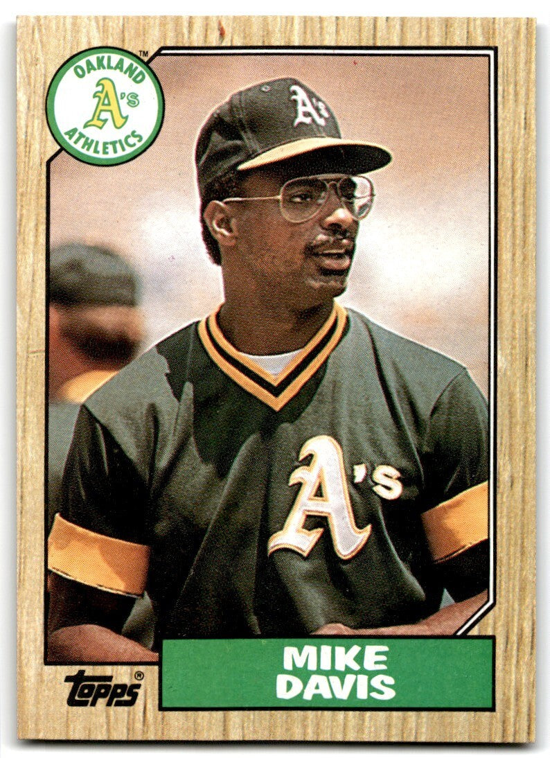 1987 Topps Baseball Card Mike Davis Oakland Athletics #83