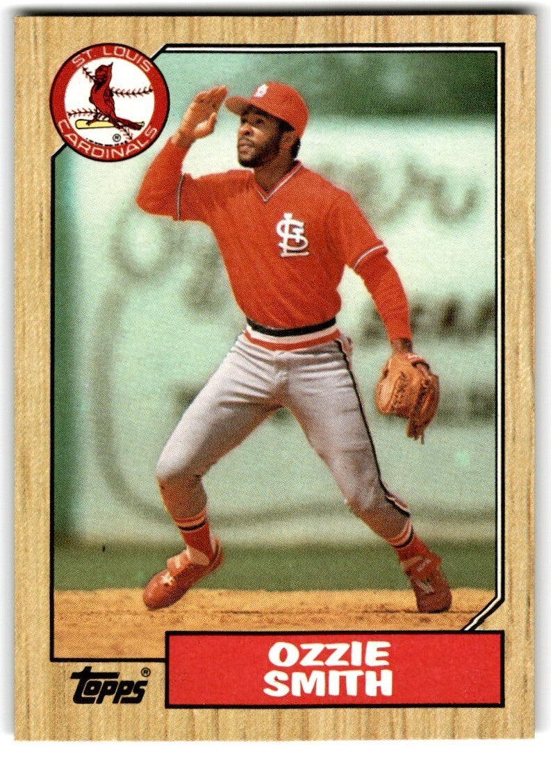 1987 Topps Ozzie Smith . St. Louis Cardinals #749