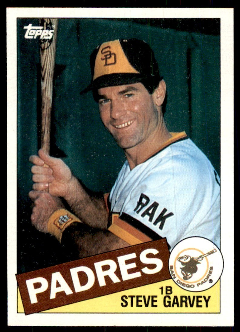 1985 Topps Steve Garvey A Football Cards #450