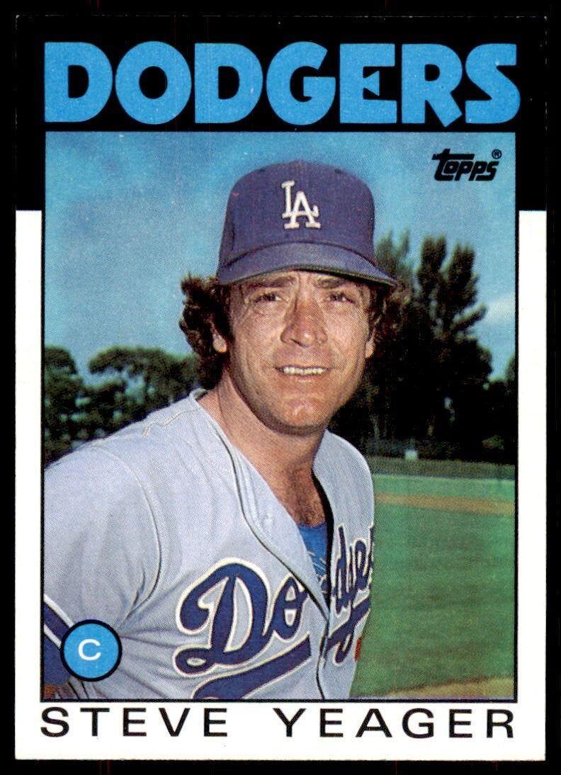 1986 Topps Baseball Card Steve Yeager Los Angeles Dodgers #32