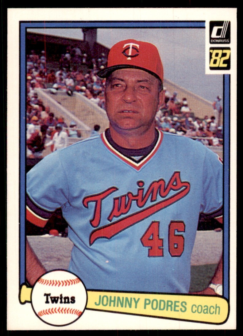1982 Donruss Baseball Card Johnny Podres Minnesota Twins #566