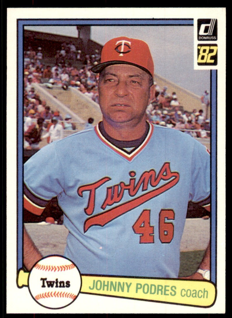1982 Donruss Baseball Card Johnny Podres A Minnesota Twins #566