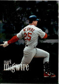 2000 Topps Basbeall Card Mark McGwire Active HR leaders St. Louis Cardinals #232