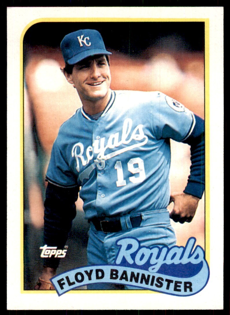 1989 Topps Baseball Card Floyd Bannister pitch Kansas City Royals #638