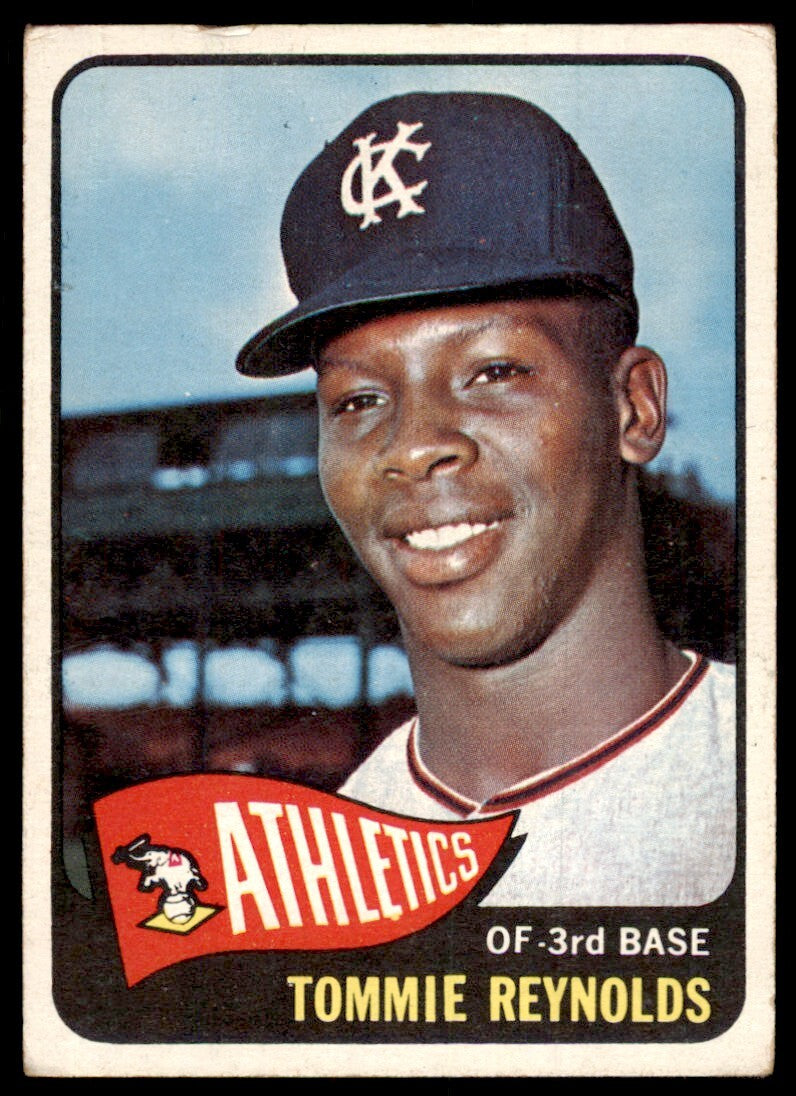 1965 Topps Baseball Card Tommie Reynolds Kansas City Athletics #333