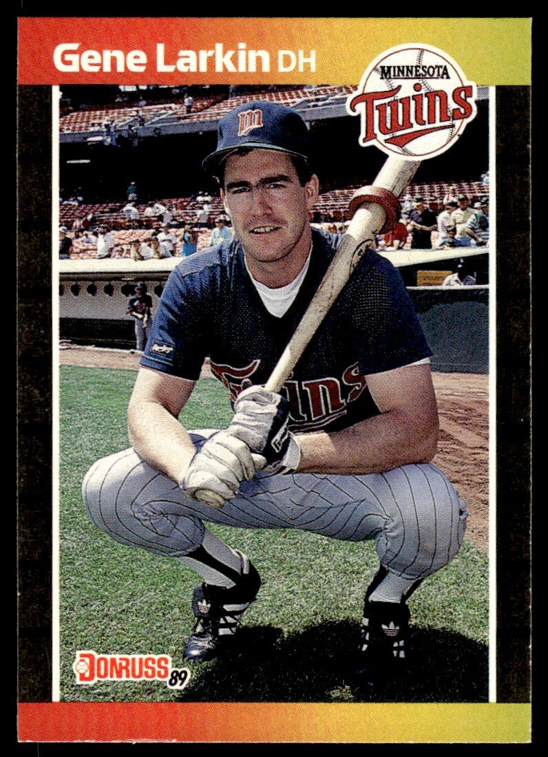 1989 Donruss Baseball Card Gene Larkin Minnesota Twins #355