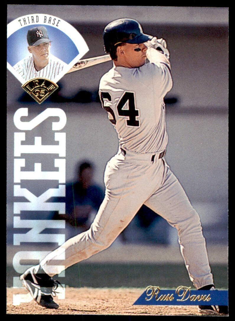 1995 Leaf Russ Davis Baseball Cards #300