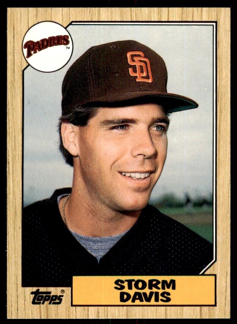 1987 TOPPS TRADED STORM DAVIS SAN DIEGO PADRES #26T