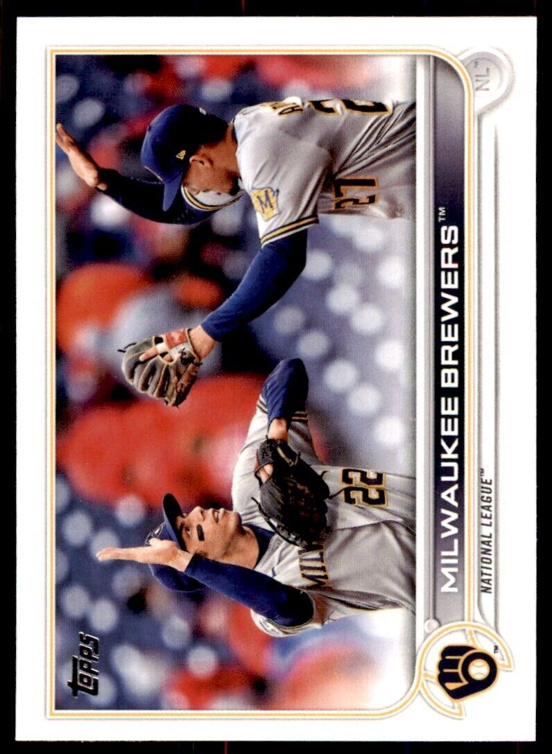 2022 TOPPS MILWAUKEE BREWERS MILWAUKEE BREWERS #597