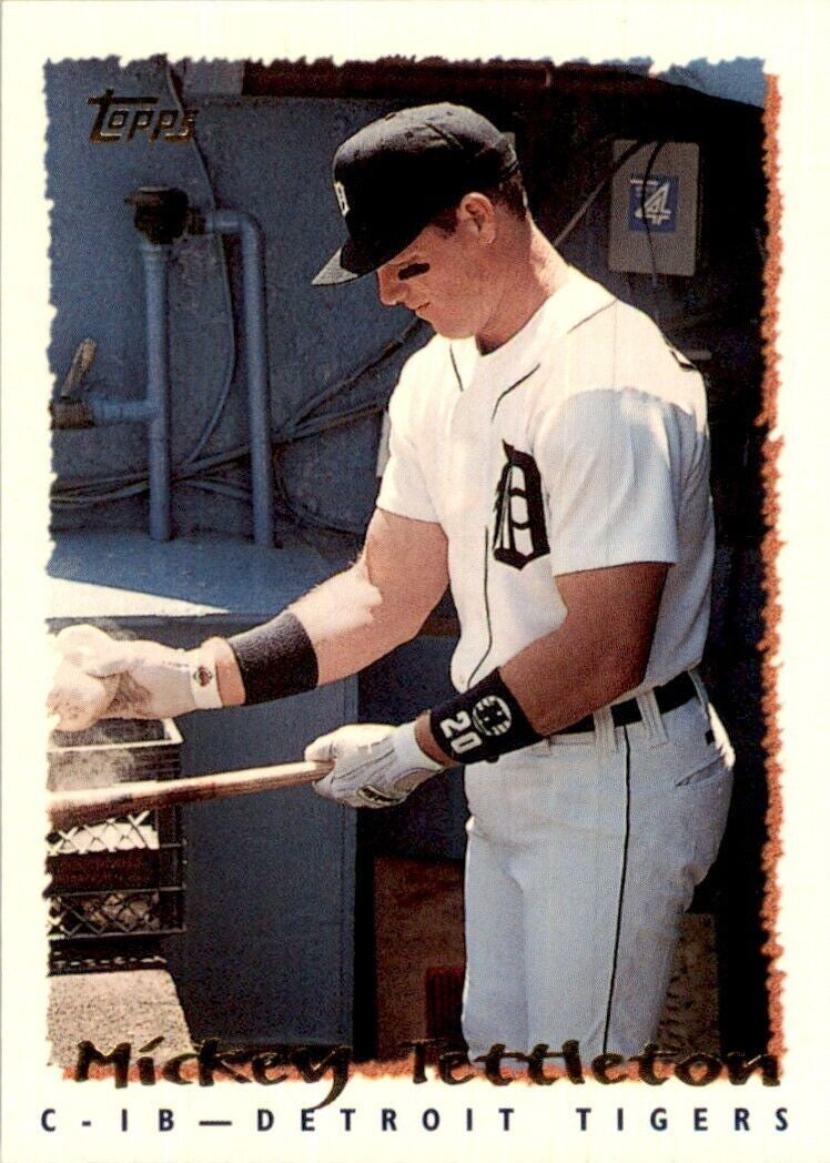 1995 Topps Mickey Tettleton Baseball Cards #612