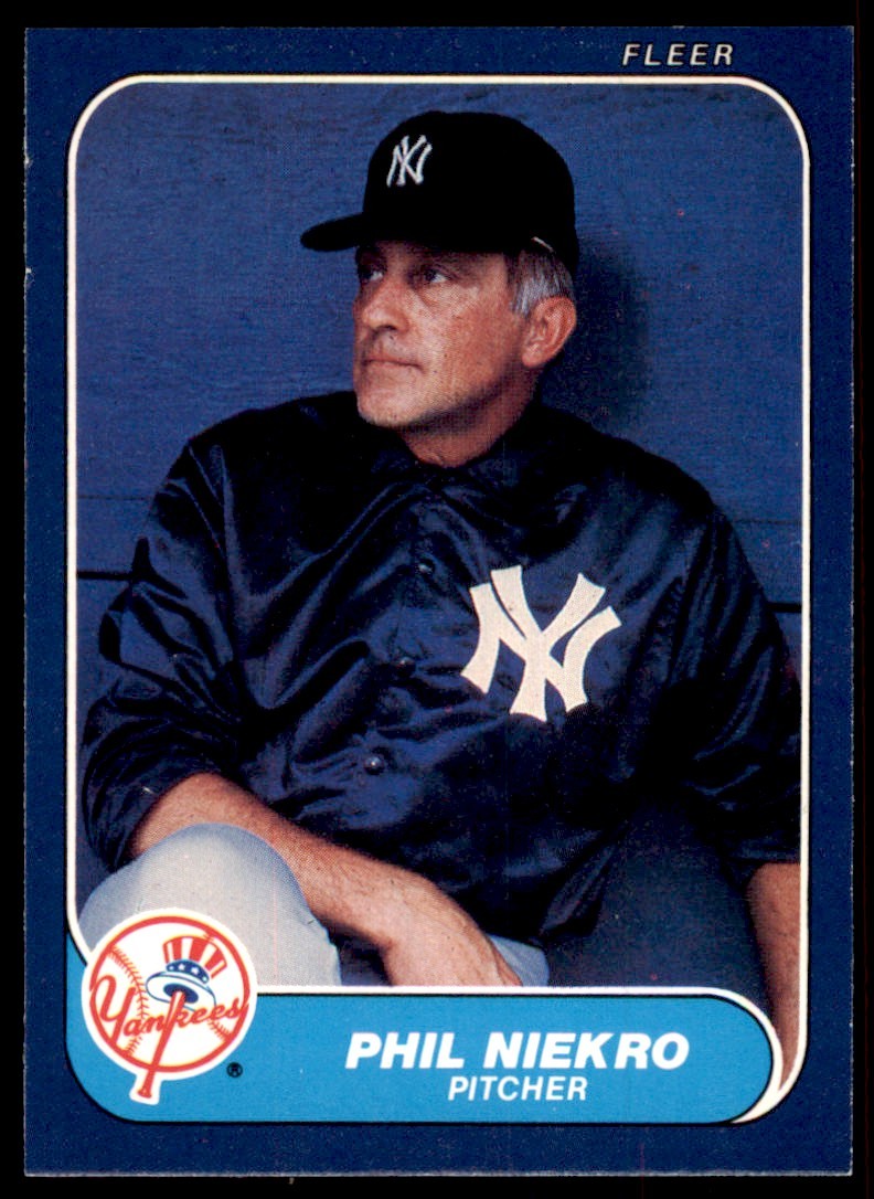 1986 Fleer Phil Niekro New York Yankees #112