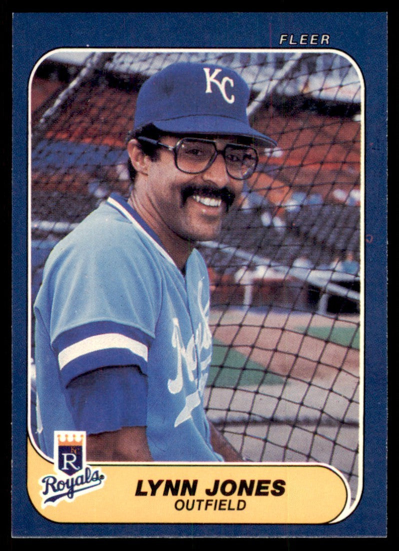 1986 Fleer Lynn Jones a Kansas City Royals #11